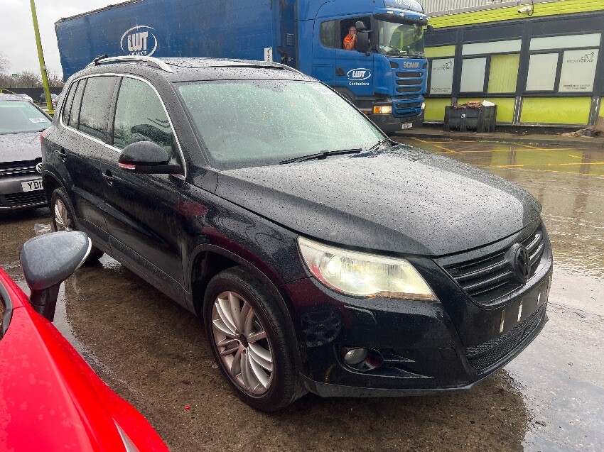 2009 VOLKSWAGEN TIGUAN