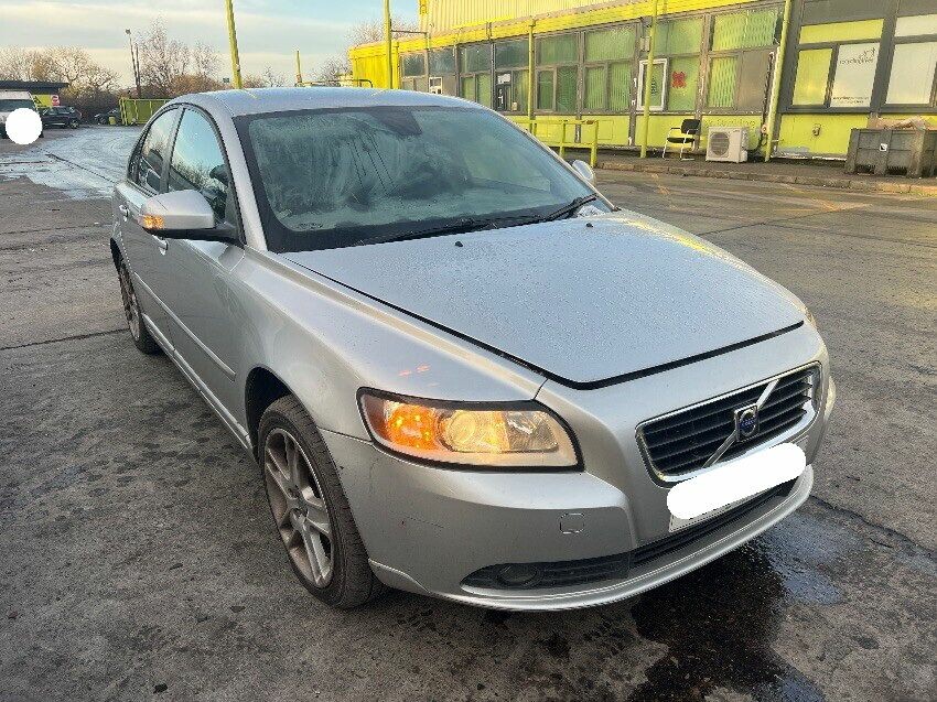 2009 VOLVO S40