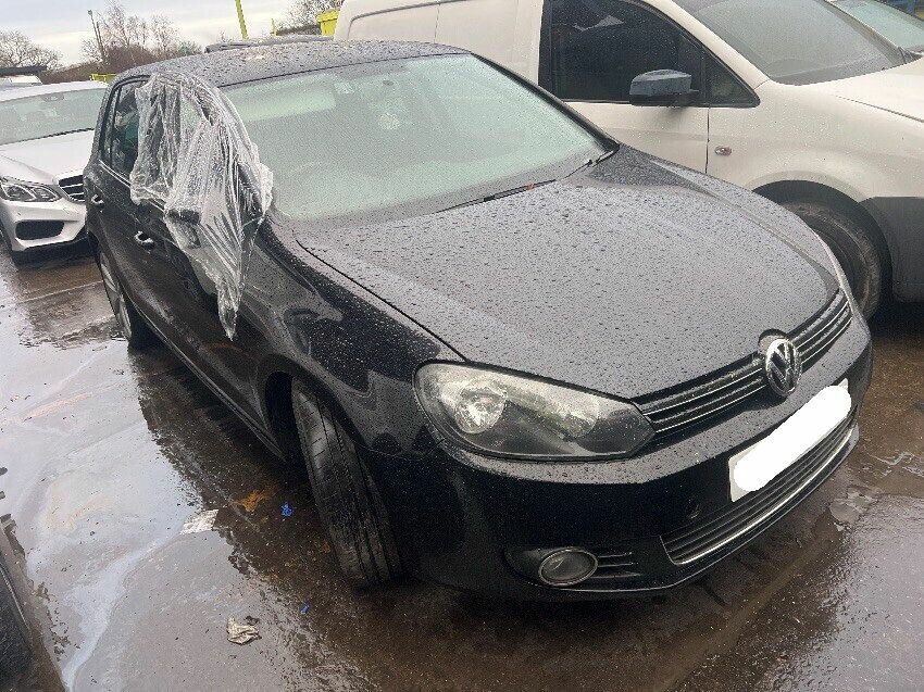 2009 VOLKSWAGEN GOLF