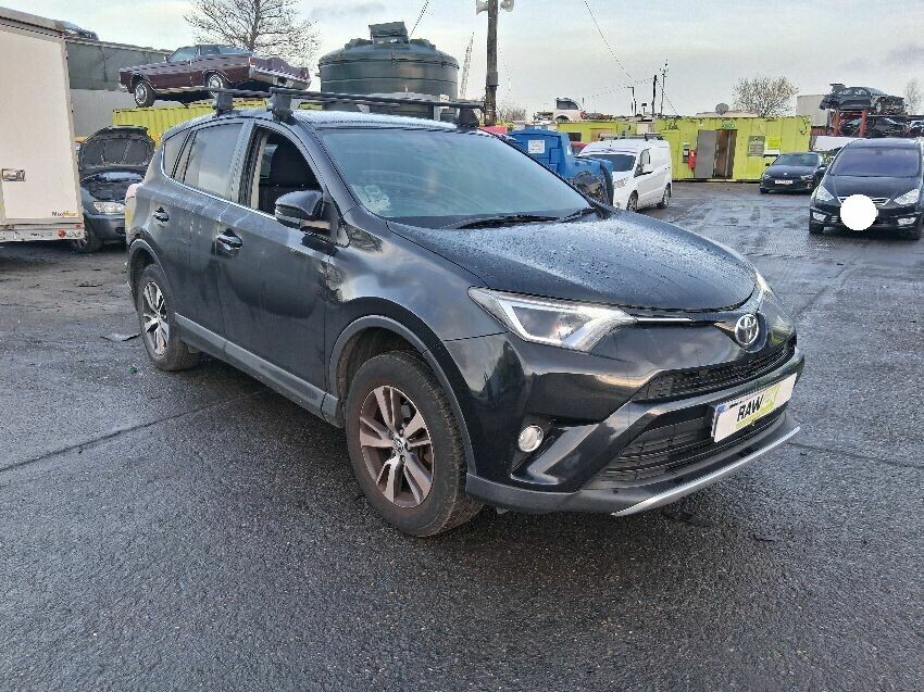 2016 TOYOTA RAV-4
