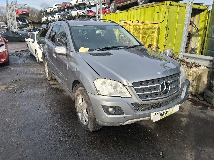 2010 MERCEDES M-CLASS