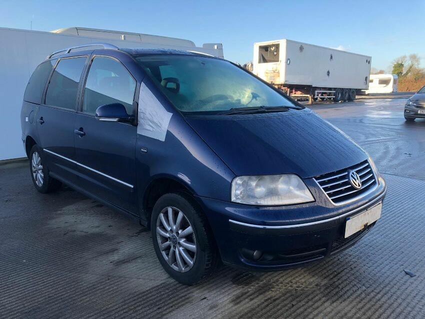  VOLKSWAGEN SHARAN