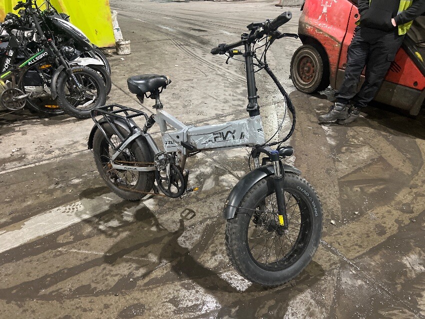  E BIKE E-BIKE (CHUNKY E-BIKE)