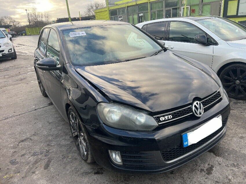 2010 VOLKSWAGEN GOLF
