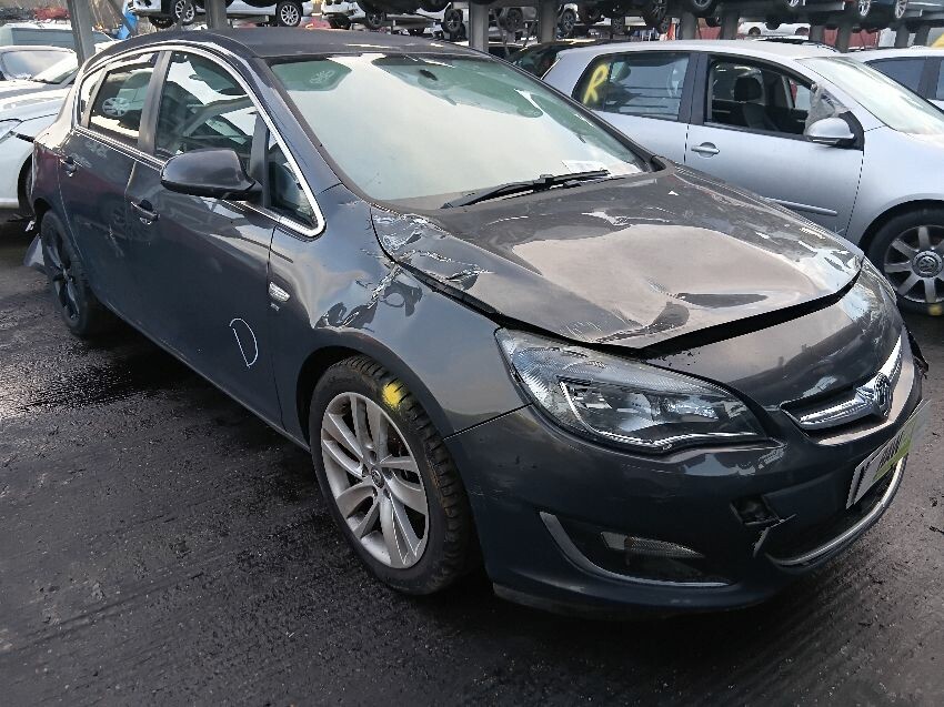 2012 VAUXHALL ASTRA