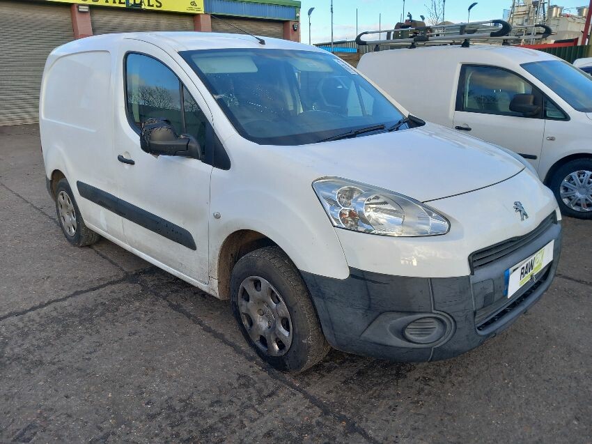 2014 PEUGEOT PARTNER