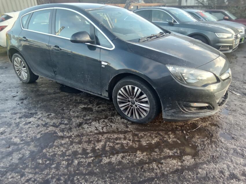 2014 VAUXHALL ASTRA