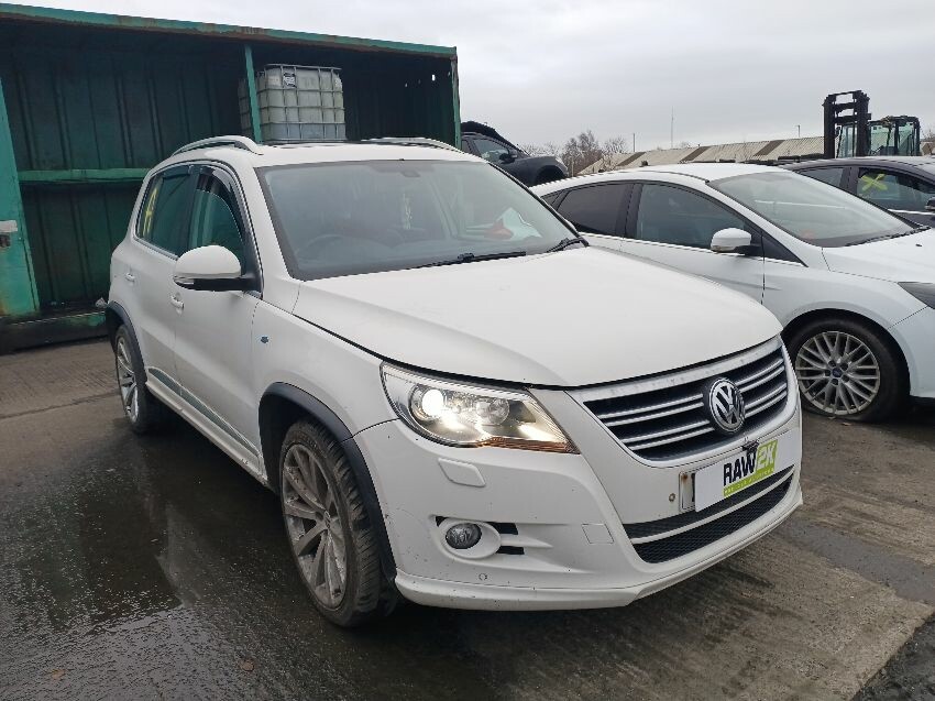 2009 VOLKSWAGEN TIGUAN