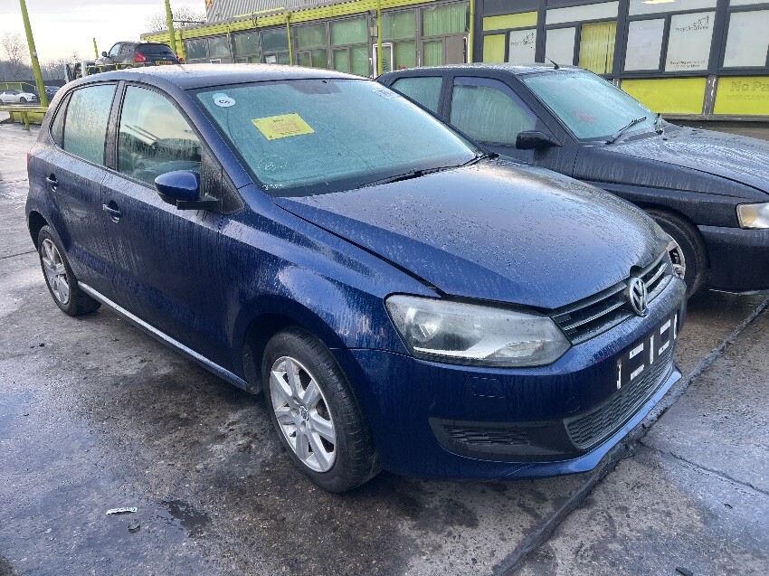 2010 VOLKSWAGEN POLO