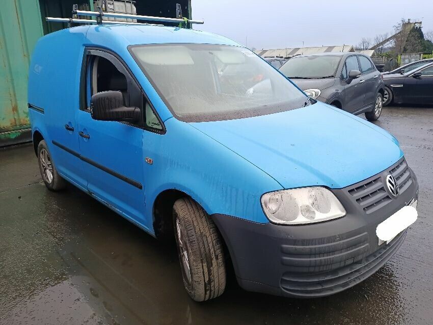 2010 VOLKSWAGEN CADDY