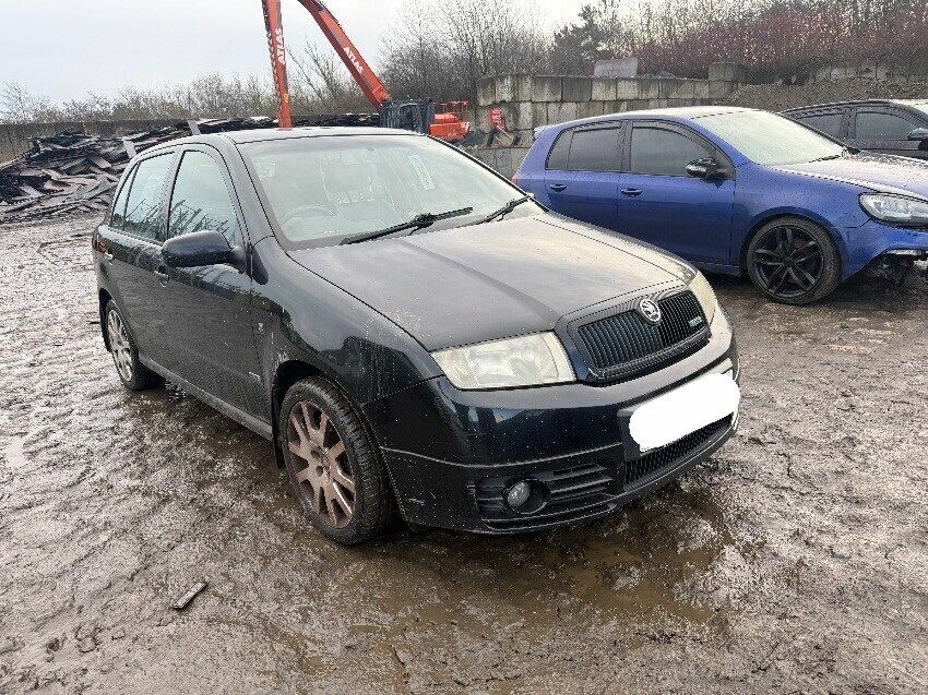 2004 SKODA FABIA