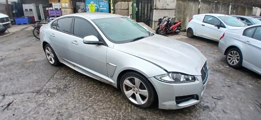 2012 JAGUAR XF