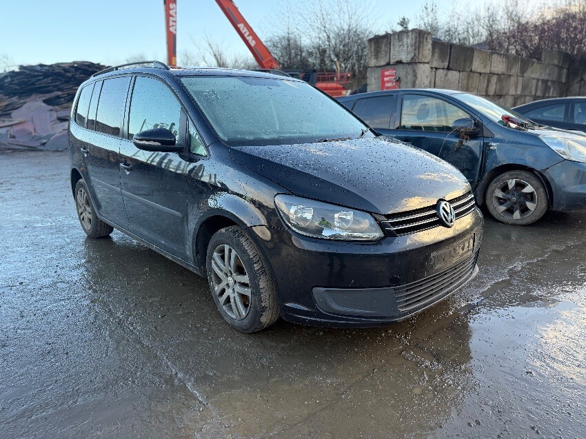 2012 VOLKSWAGEN TOURAN