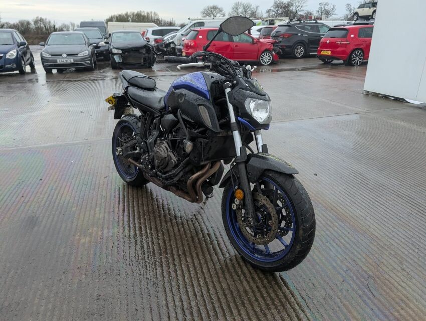 2019 YAMAHA MOTORCYCLE