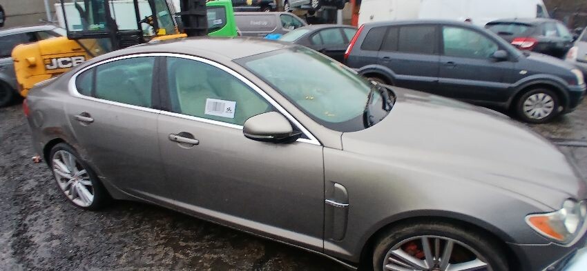 2009 JAGUAR XF