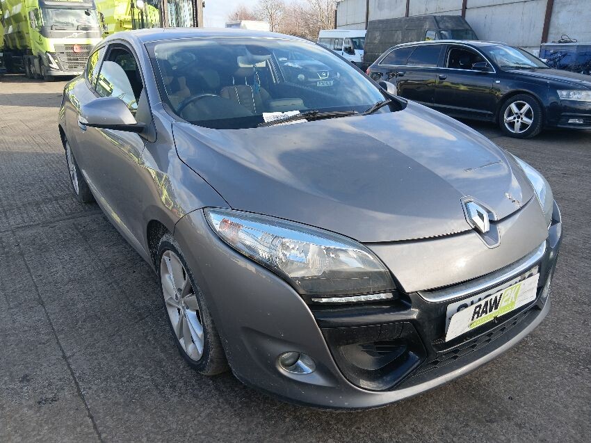 2012 RENAULT MEGANE