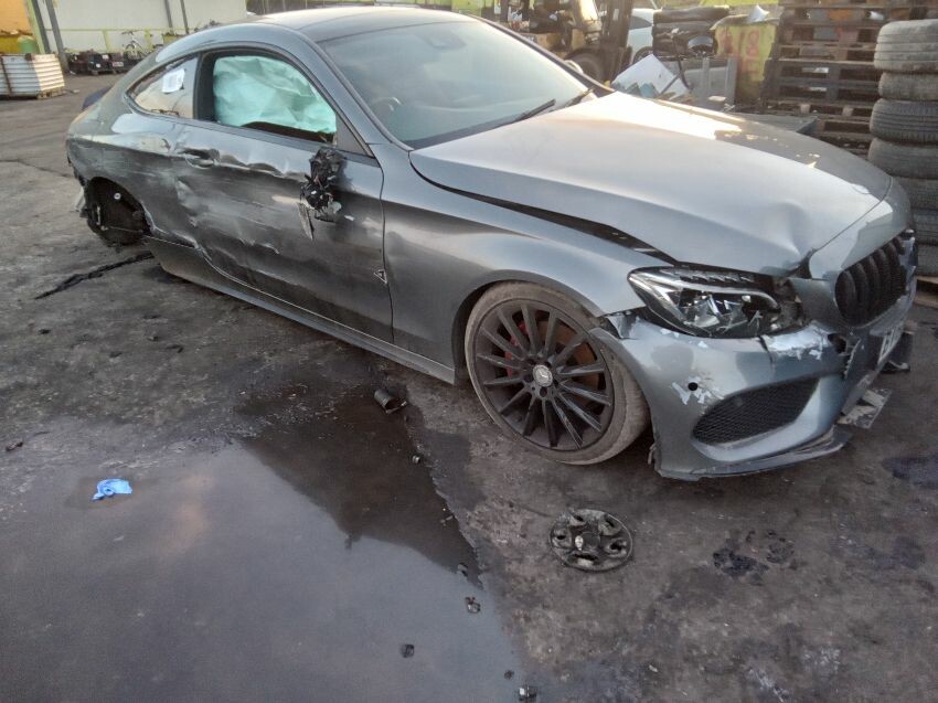 2016 MERCEDES C-CLASS