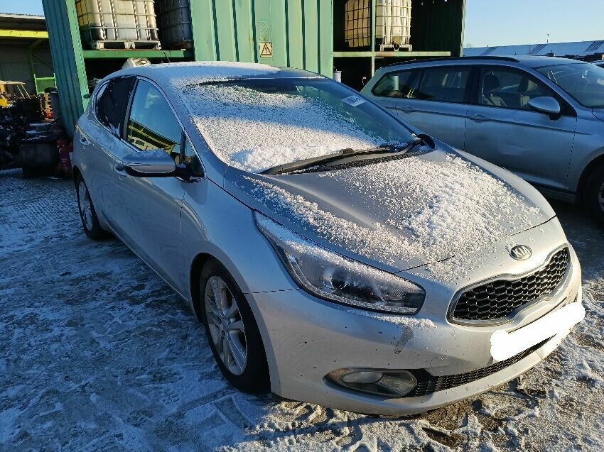 2012 KIA CEED