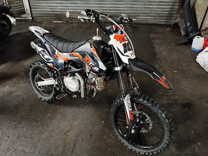  MOTORCYCLE 10TEN 140R SUPERMOTO