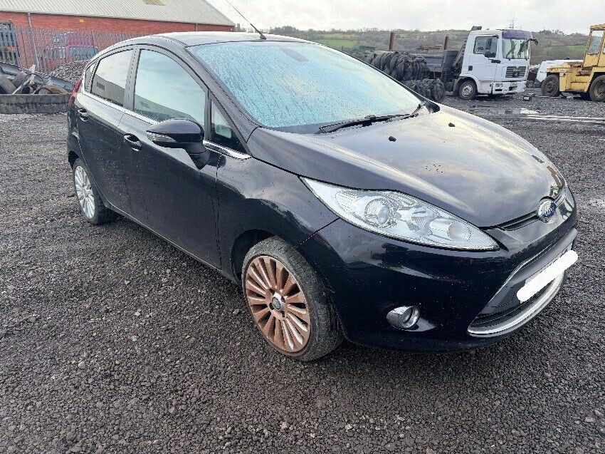 2009 FORD FIESTA