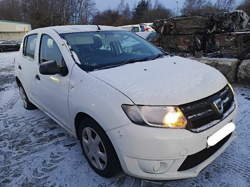 2015 DACIA SANDERO