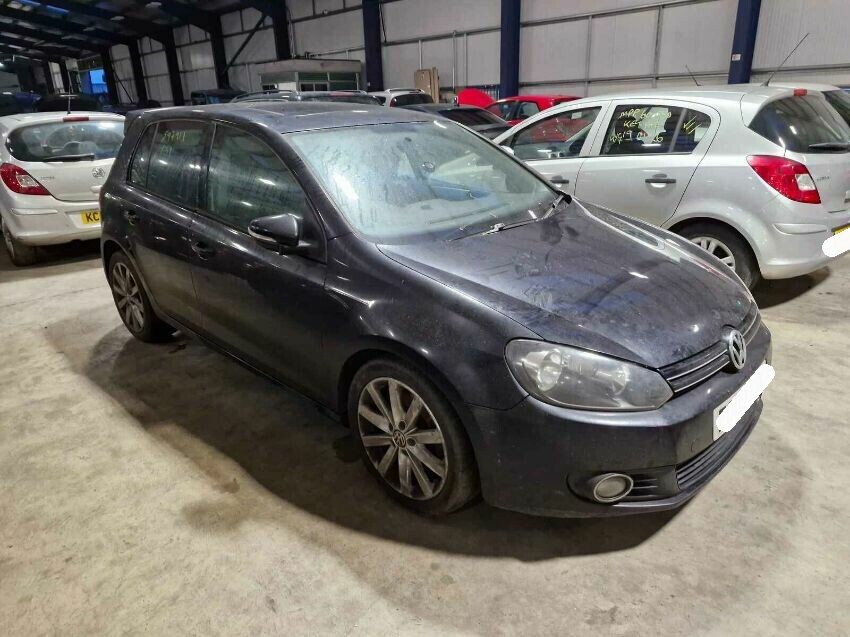 2009 VOLKSWAGEN GOLF
