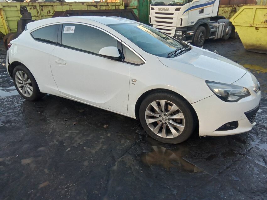 2013 VAUXHALL ASTRA GTC