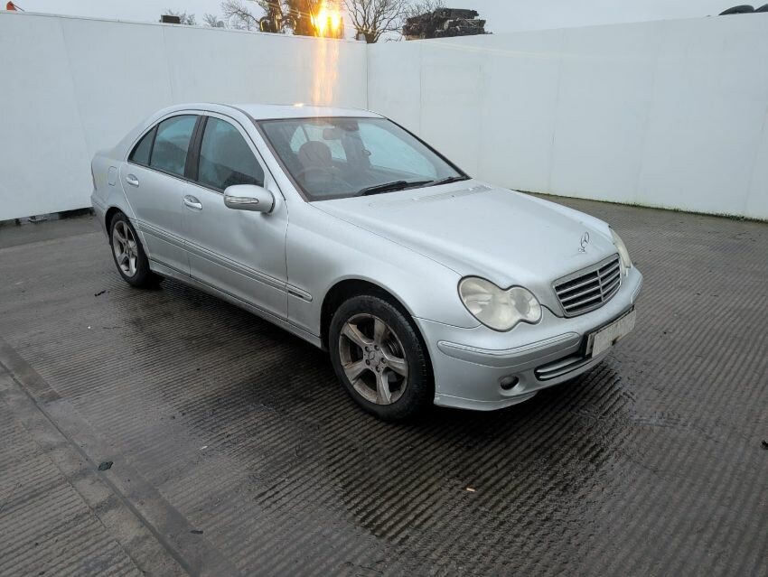 2006 MERCEDES C-CLASS