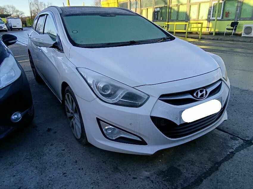 2011 HYUNDAI I40