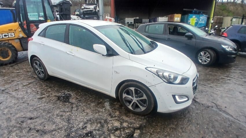 2015 HYUNDAI I30