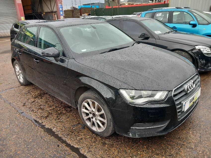 2013 AUDI A3
