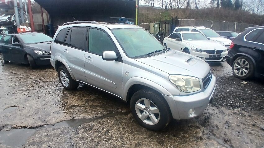 2005 TOYOTA RAV-4