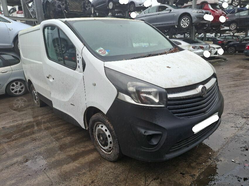 2016 VAUXHALL VIVARO