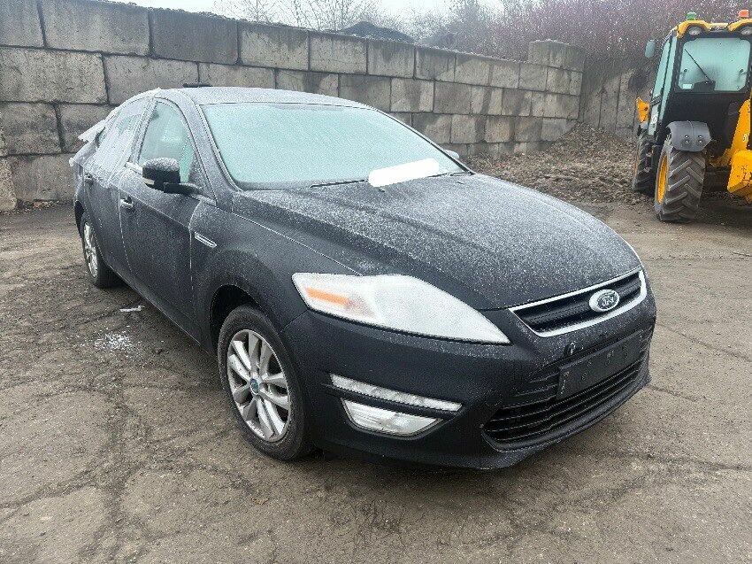 2013 FORD MONDEO