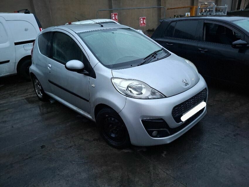 2013 PEUGEOT 107