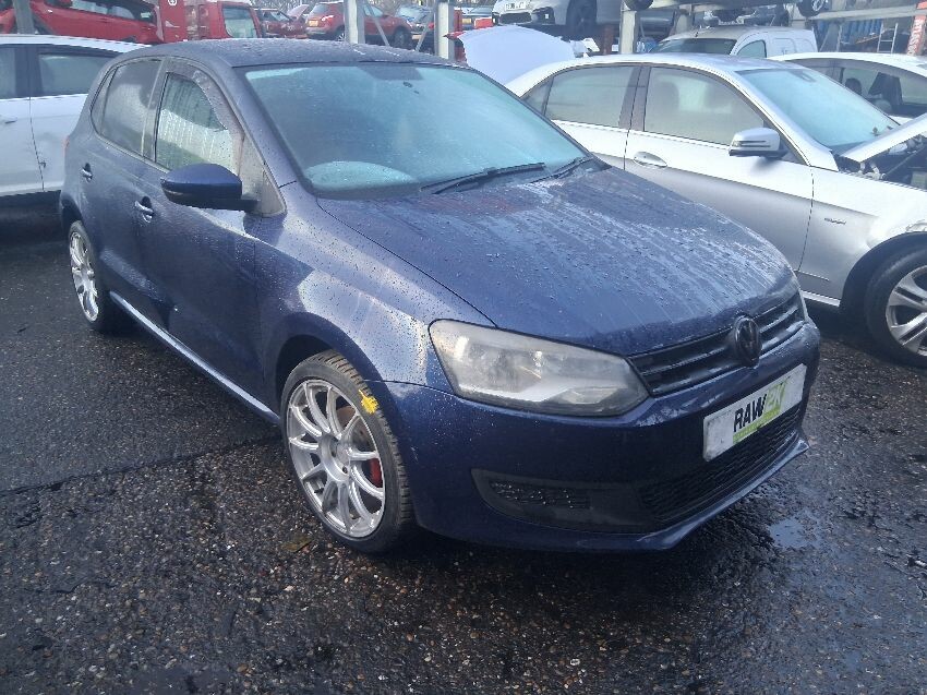 2009 VOLKSWAGEN POLO