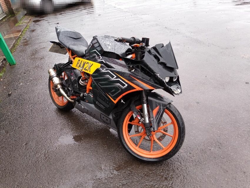 2016 KTM RC