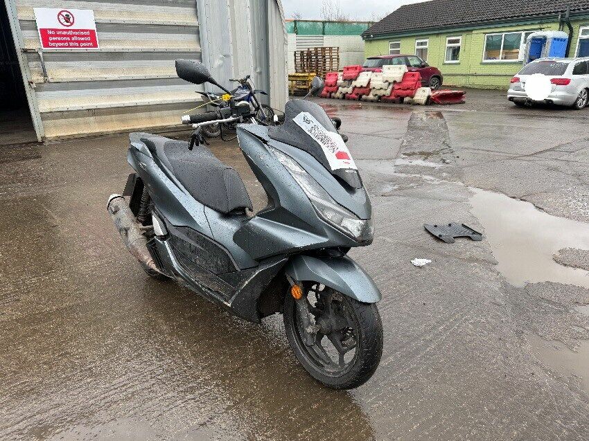 2022 HONDA PCX