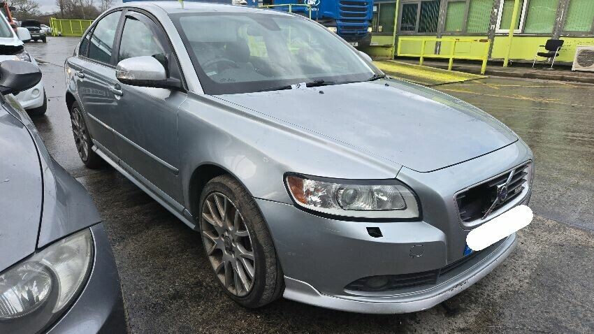 2009 VOLVO S40