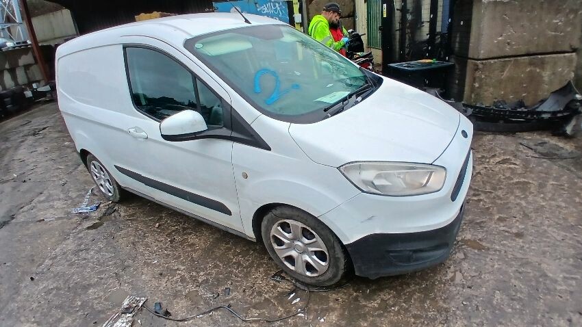 2015 FORD TRANSIT COURIER