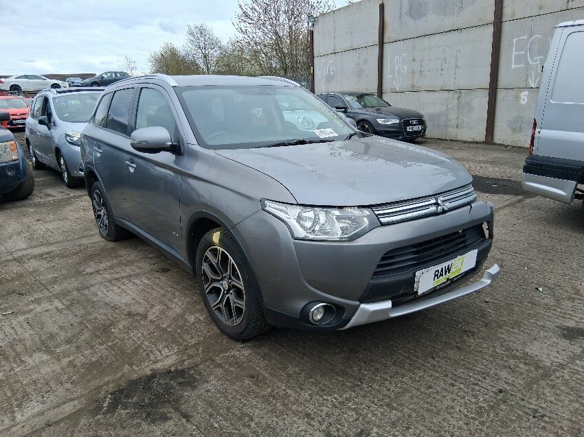 2014 MITSUBISHI OUTLANDER