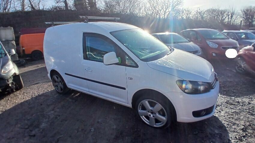 2014 VOLKSWAGEN CADDY