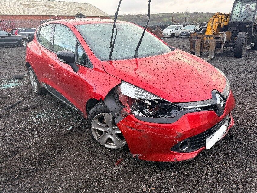 2015 RENAULT CLIO