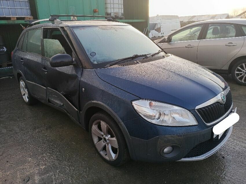 2012 SKODA FABIA