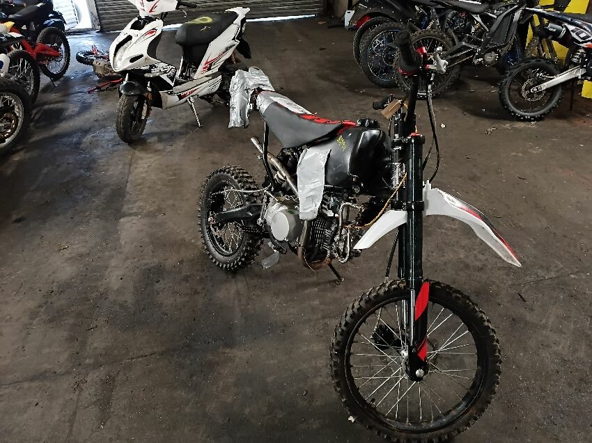  STOMP OFF ROAD DIRT BIKE