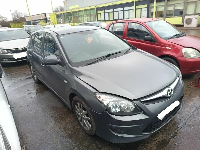 2010 HYUNDAI I30