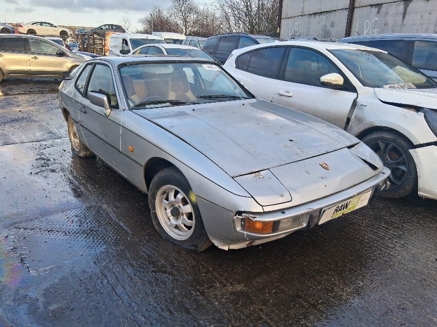 1982 PORSCHE 924