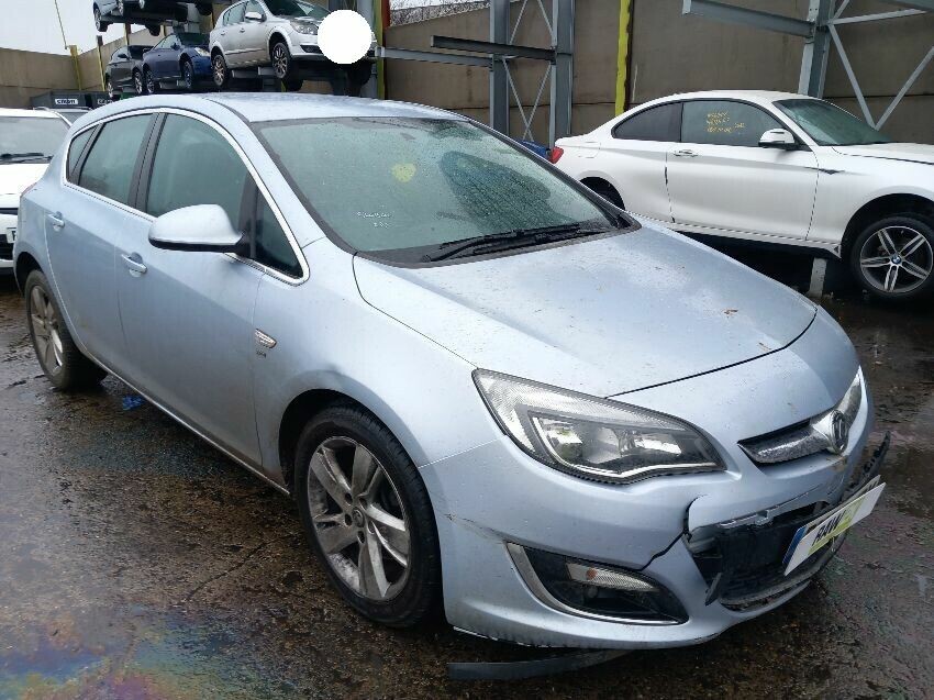 2015 VAUXHALL ASTRA