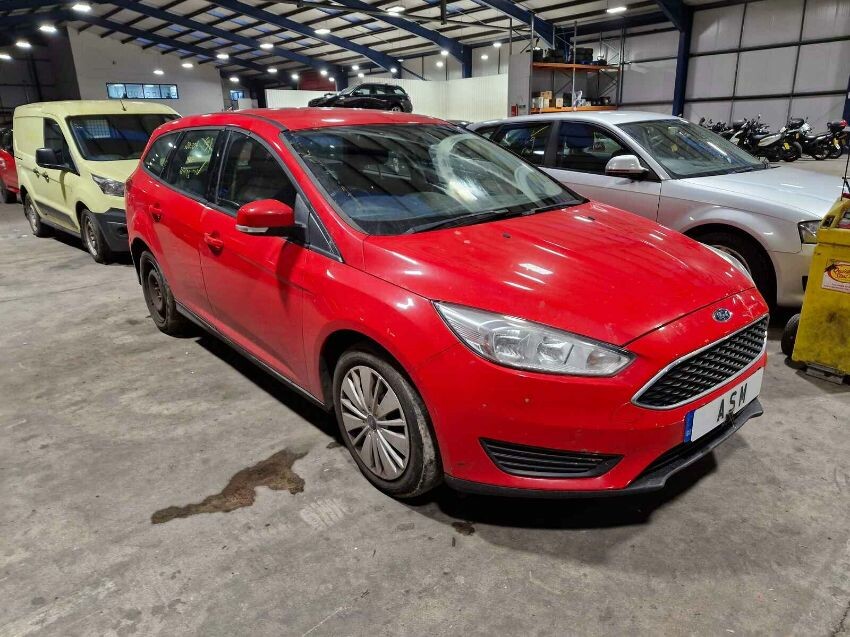2015 FORD FOCUS