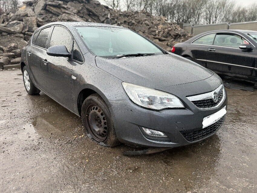 2010 VAUXHALL ASTRA